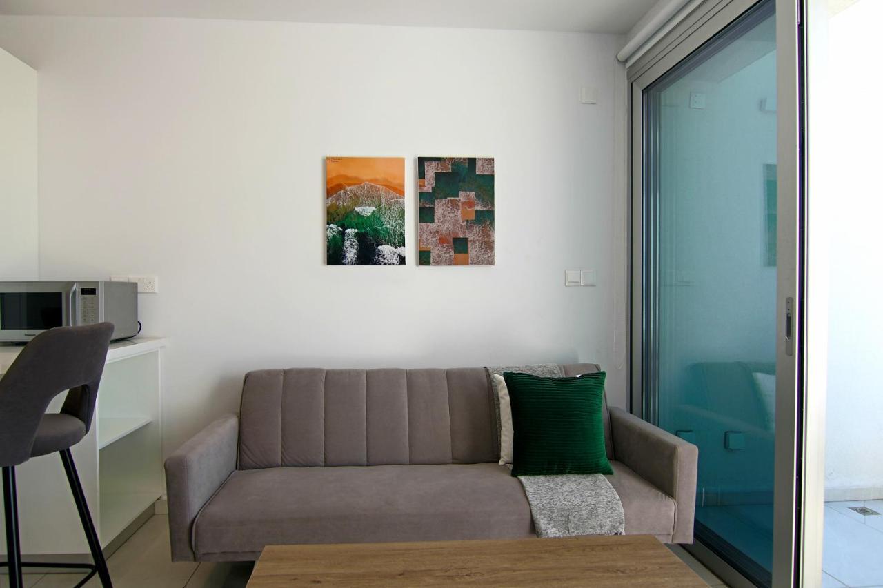 Phaedrus Living - Seaside Executive Flat Harbour 203 Apartamento Pafos Exterior foto