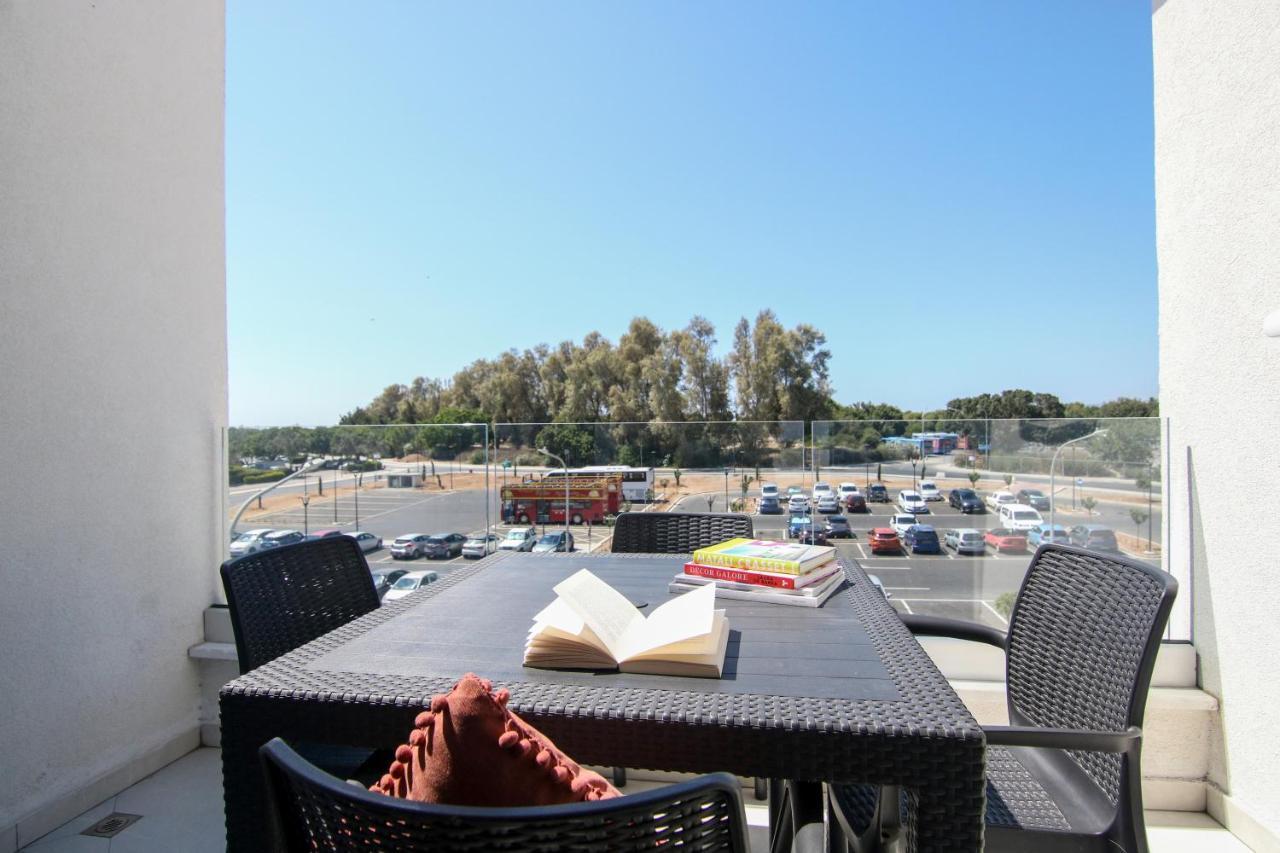 Phaedrus Living - Seaside Executive Flat Harbour 203 Apartamento Pafos Exterior foto